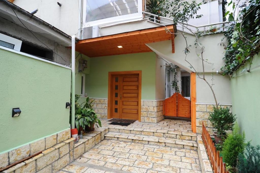 Grandpa House App.1 Daire Tiran Dış mekan fotoğraf